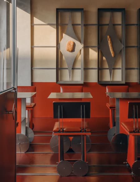 On Site, On Track: A Café in Motion